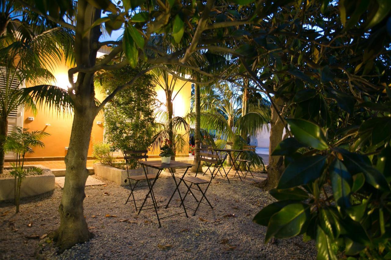 Temenos Villa By Ortigiaapartments Szirakúza Szoba fotó