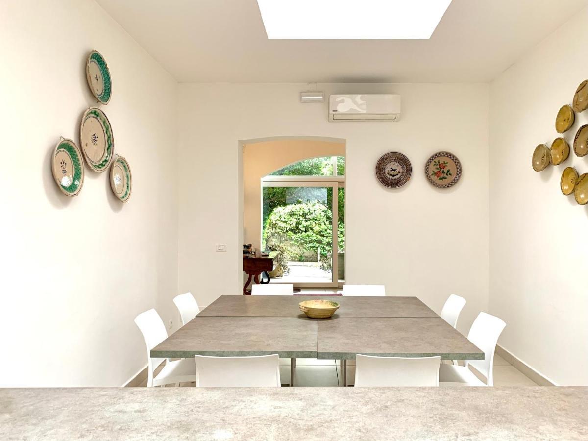 Temenos Villa By Ortigiaapartments Szirakúza Kültér fotó