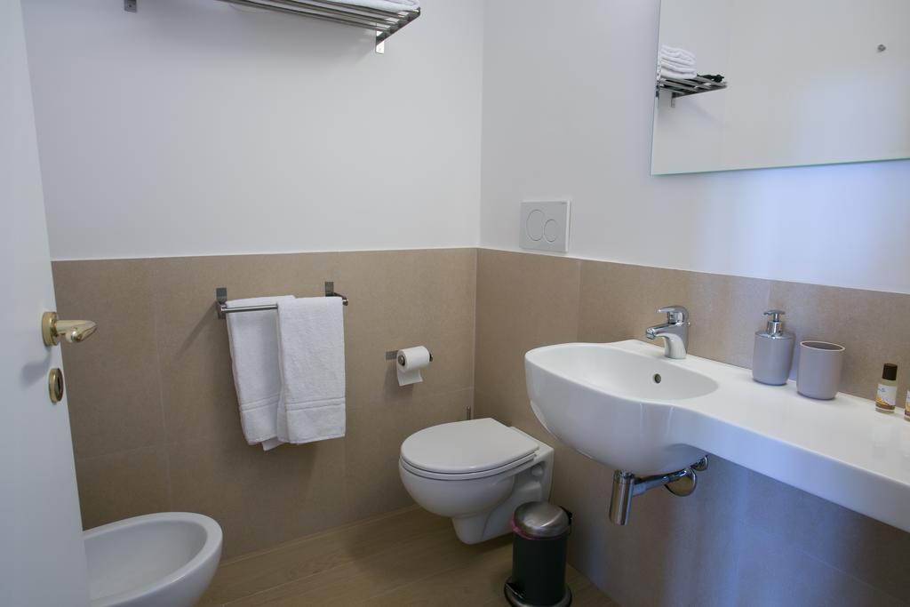 Temenos Villa By Ortigiaapartments Szirakúza Kültér fotó