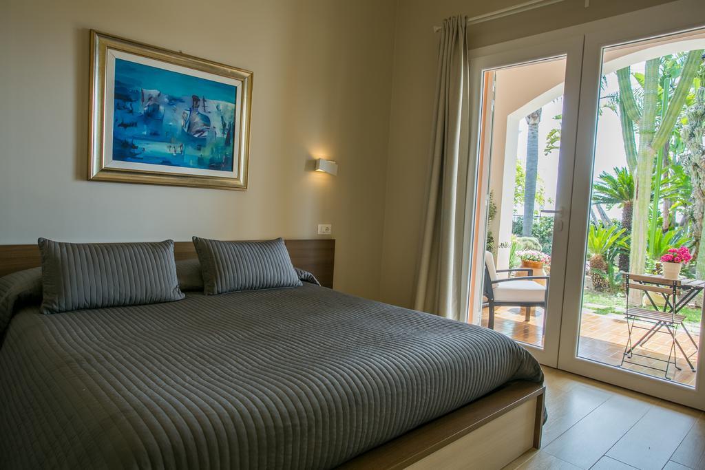 Temenos Villa By Ortigiaapartments Szirakúza Kültér fotó