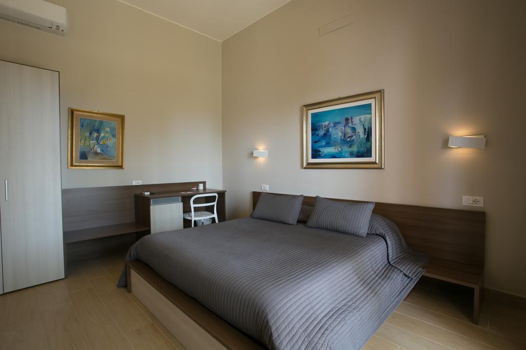 Temenos Villa By Ortigiaapartments Szirakúza Kültér fotó
